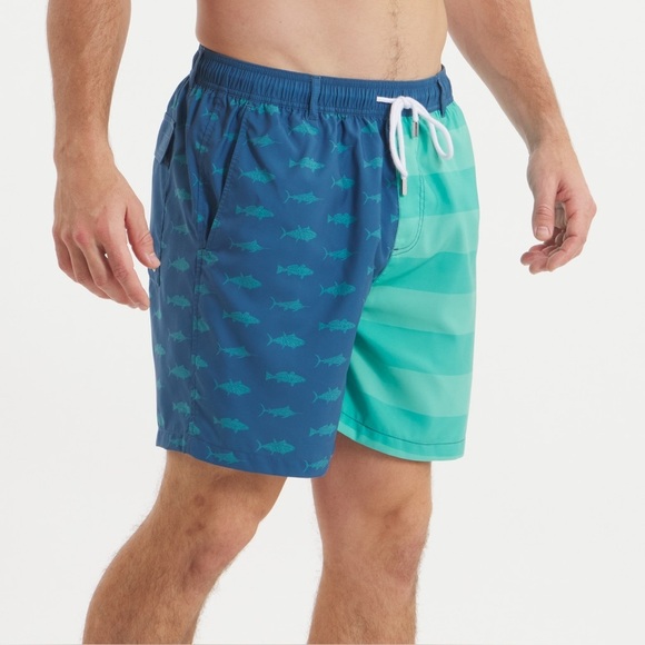 NWT Men’s SOUTHERN MARSH Harbor Swim Trunk-Freedom Fish. - Picture 2 of 5